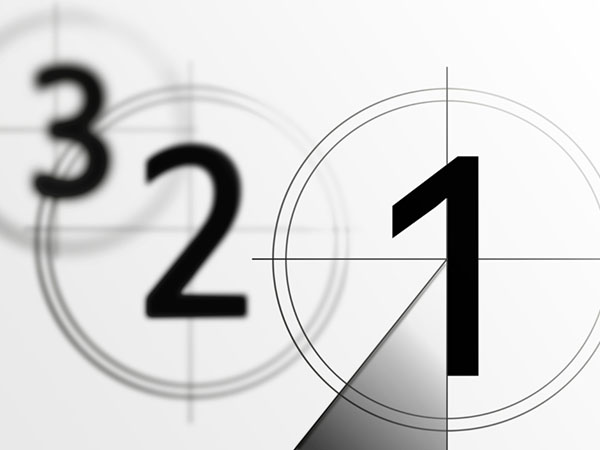 Countdown numbers 3-2-1 with circular design and gradient background.